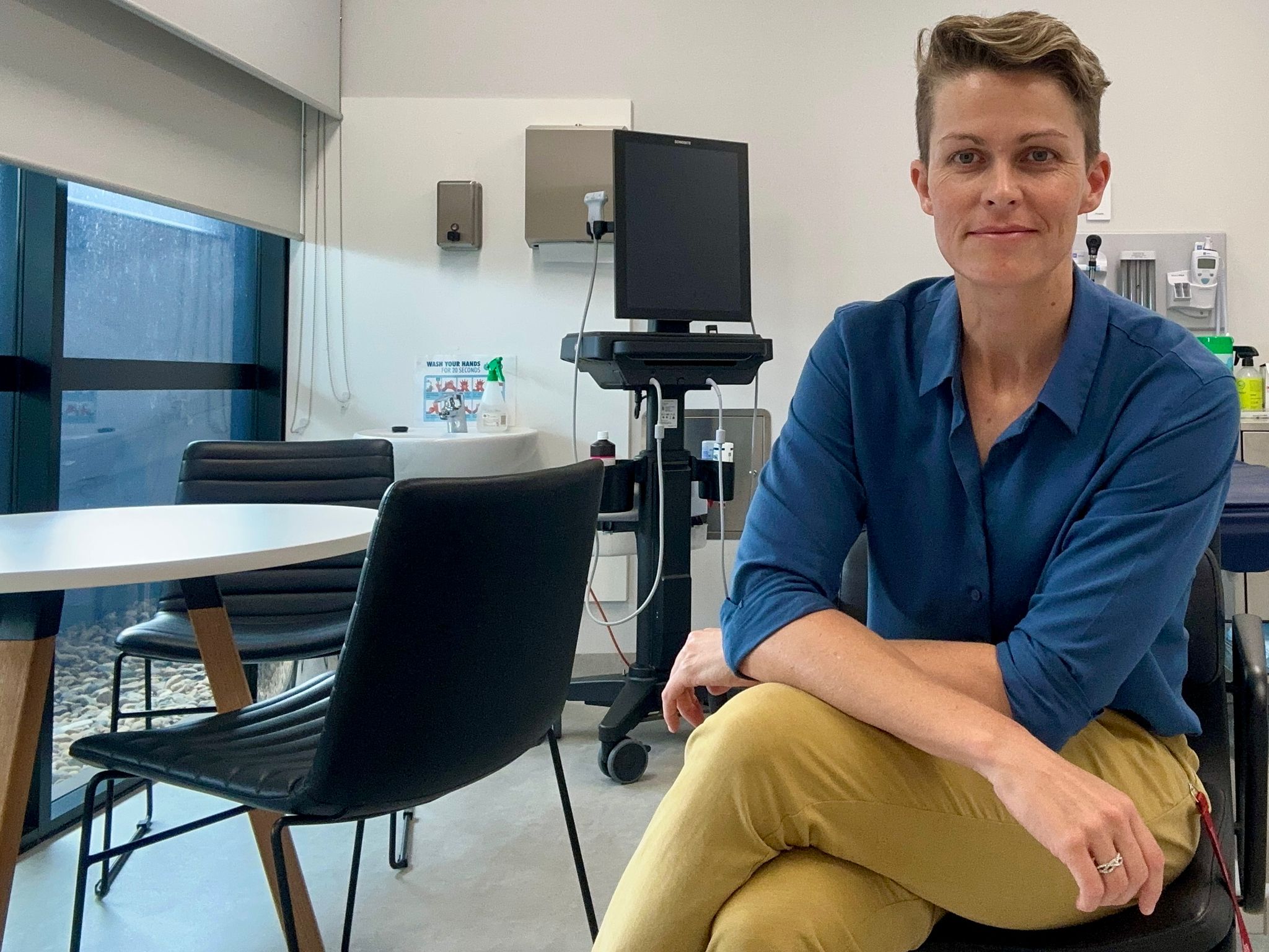 Dr Kimberley Wells in consultation at SportsMed Sunshine Coast